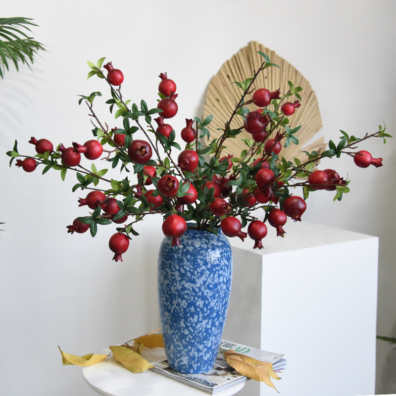 Ветка искусственных цветов "Гранат красный"