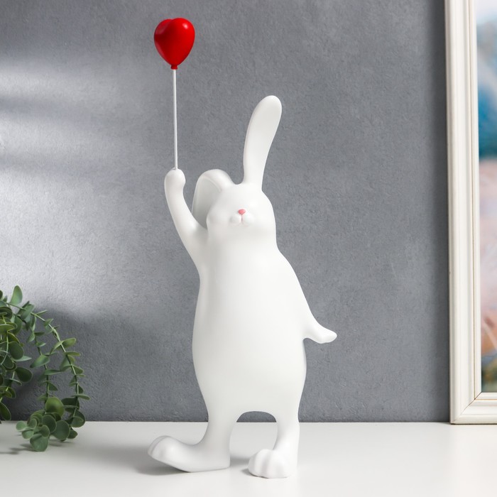 Сувенир полистоун "Белый кроль с сердцем на палочке" 37х12х18 см 
