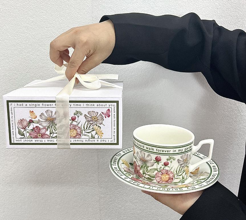 Чайная пара Французский букет, в подарочной коробке