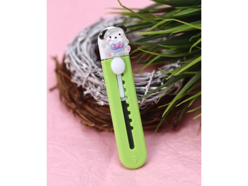 Нож канцелярский  "Glass dog", green