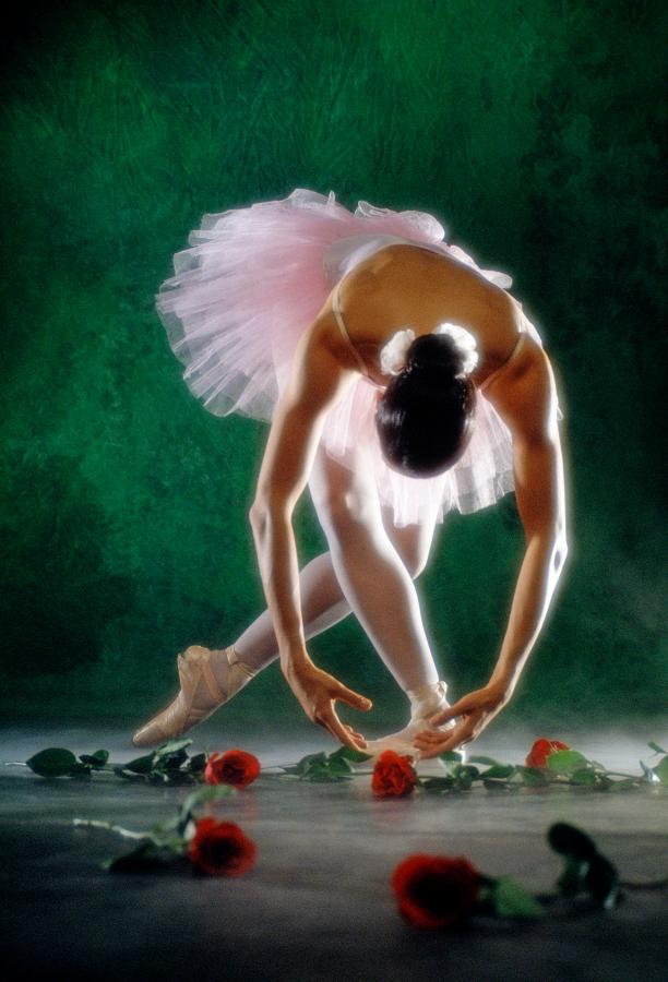 Картина по номерам "Балерина с цветами" 40х50 см