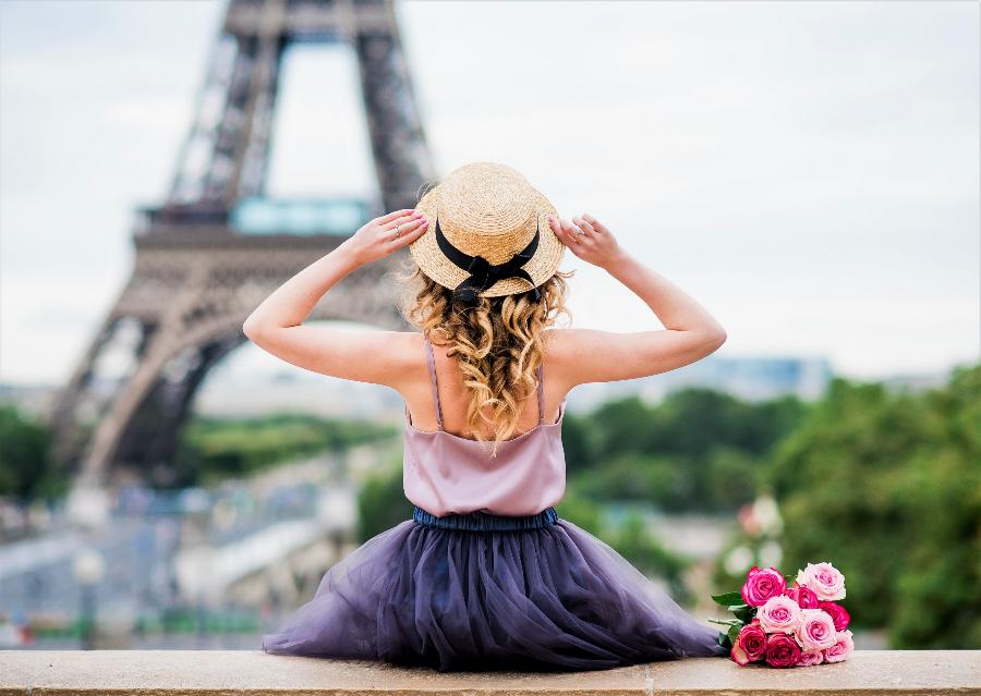 Картина по номерам "Париж у ее ног" 30х40 см