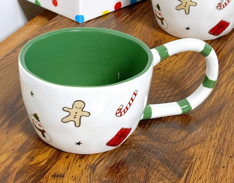 Кружка 500 мл Новогоднее настроение, зеленая внутри