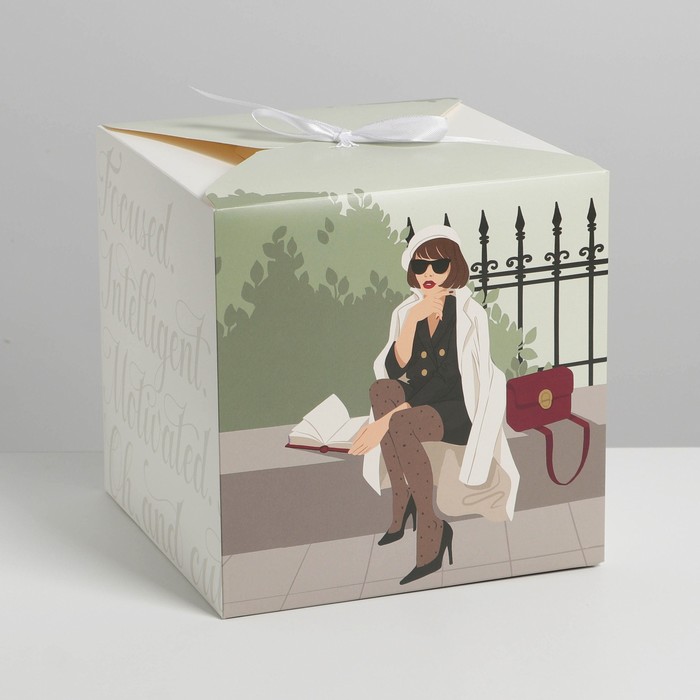 Коробка подарочная складная «GIRL», 18 × 18 × 18 см