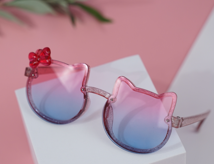 Солнцезащитные очки "Kitty" gradient pink, с чехлом