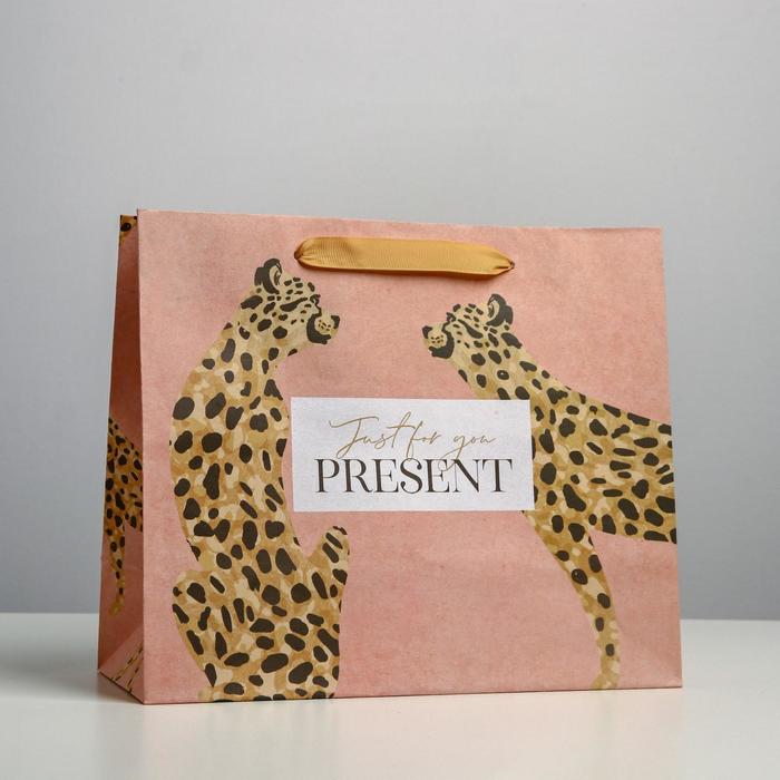 Пакет подарочный 27 х 23 х 11,5 см «Леопард»