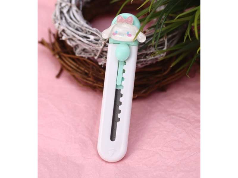 Нож канцелярский "Glass hare", white