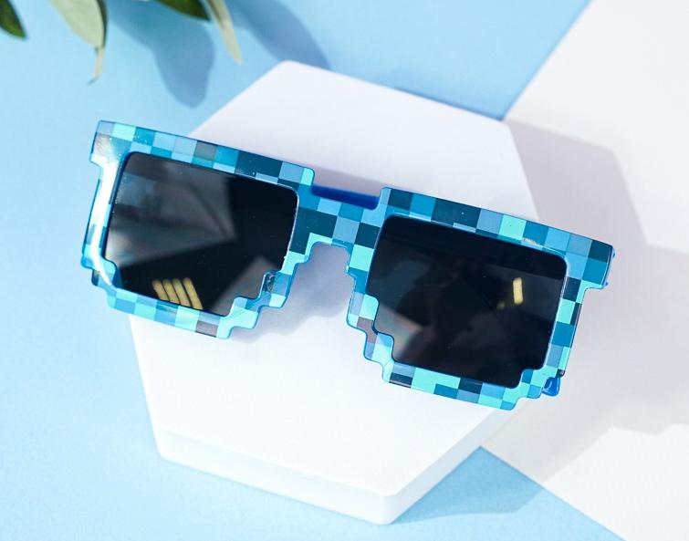 Солнцезащитные очки "Пиксели" классик, синие